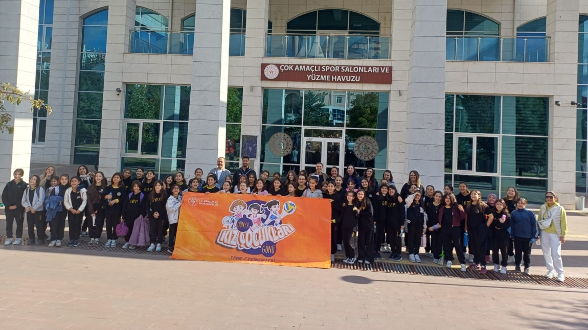 Sincan Gençlik Hizmetleri Spor Müdürlüğü ile gerçekleştirilen  Dünya Kız Çocukları Günü etkinliği gerçekleştirildi.